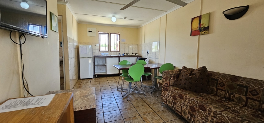 18 Bedroom Property for Sale in Hopefield Western Cape